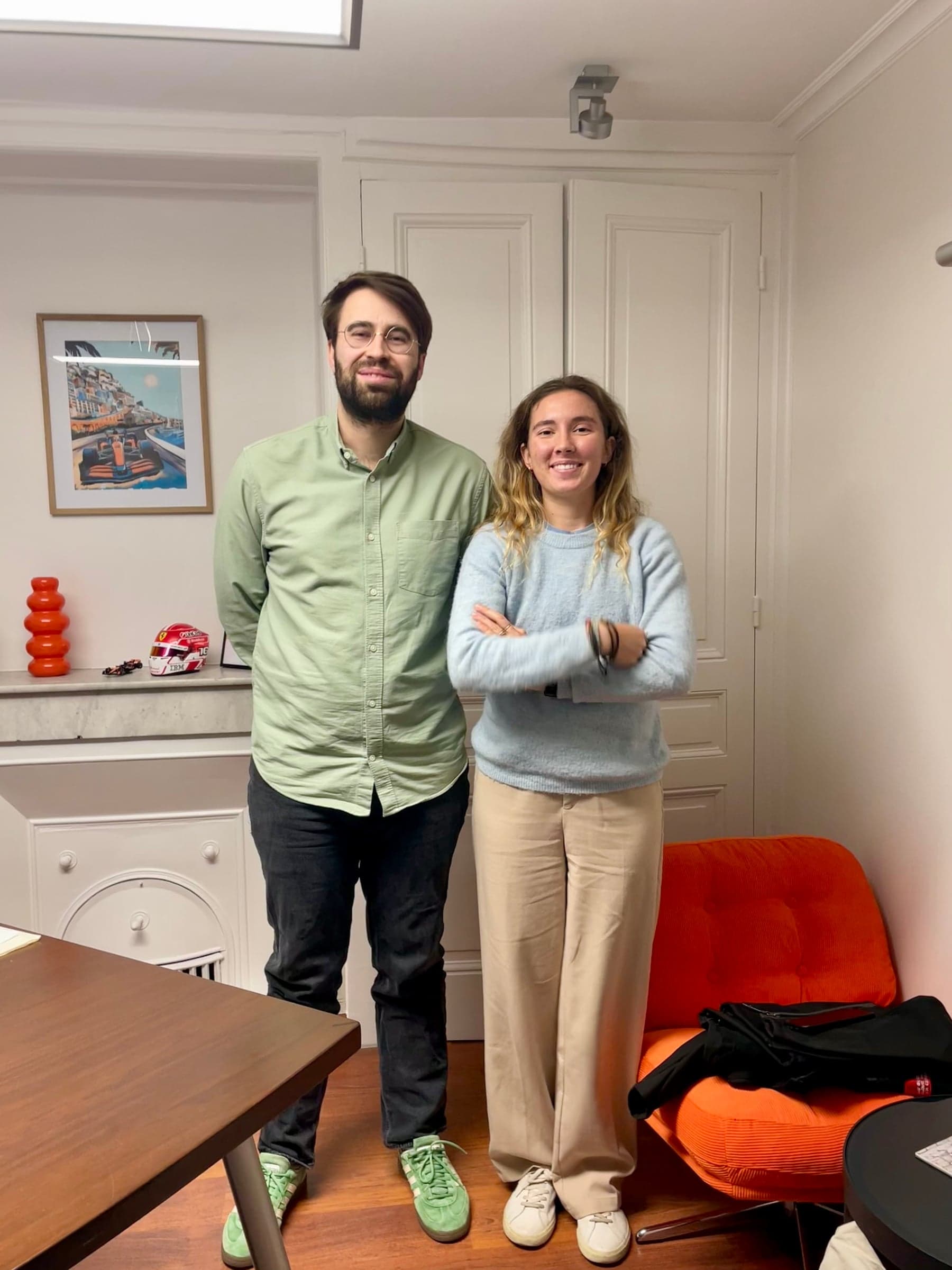 Anna, étudiante propulsée, et Tom, son mentor Abeille Assurances, en échange informel.